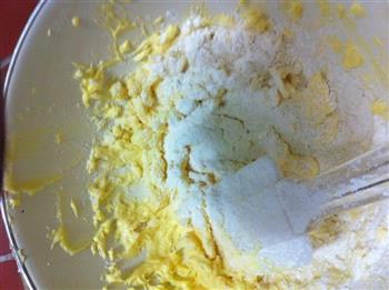 小熊维尼饼干怎么做，小熊维尼饼干怎么做好吃，小熊维尼饼干做法
