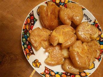 小土豆饼怎么做，小土豆饼怎么做好吃，小土豆饼做法