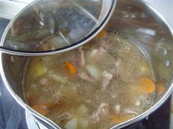 日式焖牛肉怎么做，日式焖牛肉怎么做好吃，日式焖牛肉做法