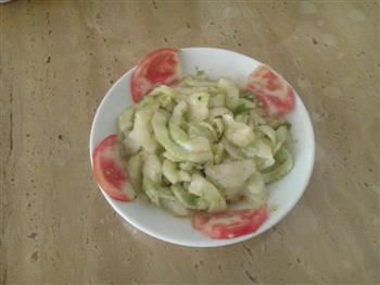 凉拌菜瓜怎么做，凉拌菜瓜怎么做好吃，凉拌菜瓜做法