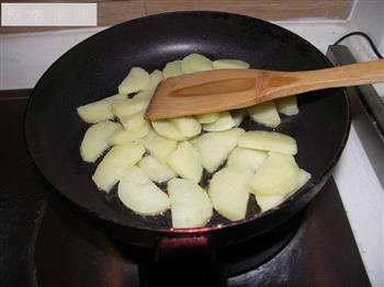 葱花炕土豆怎么做，葱花炕土豆怎么做好吃，葱花炕土豆做法