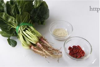 芝麻枸杞拌菠菜怎么做，芝麻枸杞拌菠菜怎么做好吃，芝麻枸杞拌菠菜做法