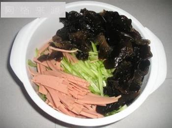 木耳拌瓜丝怎么做，木耳拌瓜丝怎么做好吃，木耳拌瓜丝做法