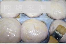 甘蓝芝士圆面包怎么做，甘蓝芝士圆面包怎么做好吃，甘蓝芝士圆面包做法