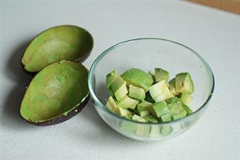 牛油果西冷丁沙拉怎么做，牛油果西冷丁沙拉怎么做好吃，牛油果西冷丁沙拉做法