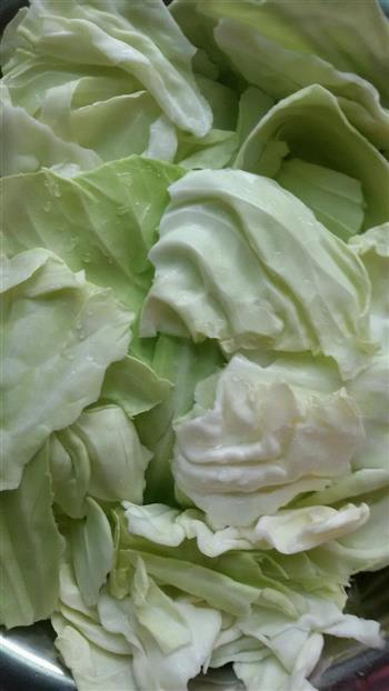 糖醋手撕包菜怎么做，糖醋手撕包菜怎么做好吃，糖醋手撕包菜做法