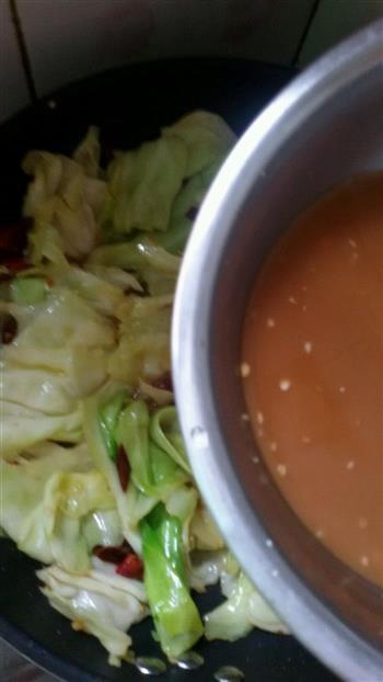 糖醋手撕包菜怎么做，糖醋手撕包菜怎么做好吃，糖醋手撕包菜做法