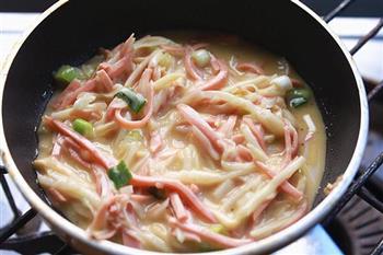 土豆丝小饼怎么做，土豆丝小饼怎么做好吃，土豆丝小饼做法