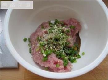 葱香肉末鸡蛋卷怎么做，葱香肉末鸡蛋卷怎么做好吃，葱香肉末鸡蛋卷做法