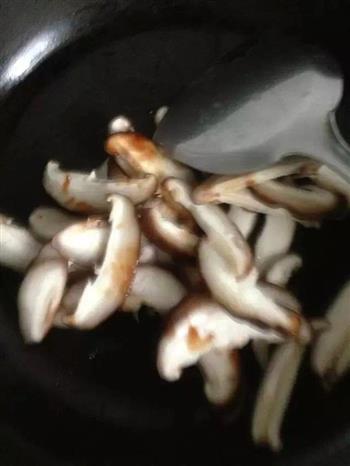 蚝油香菇油菜怎么做，蚝油香菇油菜怎么做好吃，蚝油香菇油菜做法
