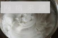 草莓奶油蛋糕卷怎么做，草莓奶油蛋糕卷怎么做好吃，草莓奶油蛋糕卷做法