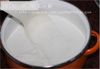酸豆角瘦肉肠粉怎么做，酸豆角瘦肉肠粉怎么做好吃，酸豆角瘦肉肠粉做法