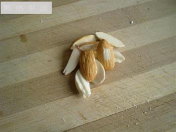 葛根杏仁茶怎么做，葛根杏仁茶怎么做好吃，葛根杏仁茶做法