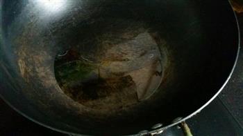 清炒油麦菜怎么做，清炒油麦菜怎么做好吃，清炒油麦菜做法