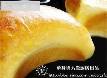 醇奶面包怎么做，醇奶面包怎么做好吃，醇奶面包做法