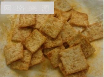 麻辣锅巴怎么做，麻辣锅巴怎么做好吃，麻辣锅巴做法