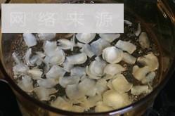 桂花百合草莓怎么做，桂花百合草莓怎么做好吃，桂花百合草莓做法