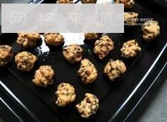 巧克力奇普饼干怎么做，巧克力奇普饼干怎么做好吃，巧克力奇普饼干做法