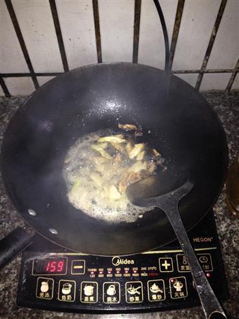 素炒芹菜红萝卜怎么做，素炒芹菜红萝卜怎么做好吃，素炒芹菜红萝卜做法