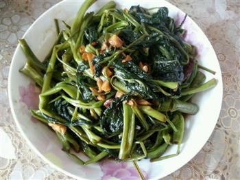 蒜茸空心菜怎么做，蒜茸空心菜怎么做好吃，蒜茸空心菜做法