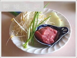 干炒牛河怎么做，干炒牛河怎么做好吃，干炒牛河做法
