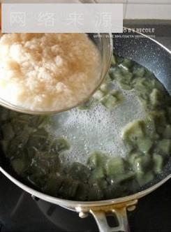 桂花甜酒蒿子粑粑怎么做，桂花甜酒蒿子粑粑怎么做好吃，桂花甜酒蒿子粑粑做法