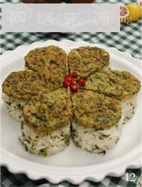 香椿蛋饼饭团怎么做，香椿蛋饼饭团怎么做好吃，香椿蛋饼饭团做法