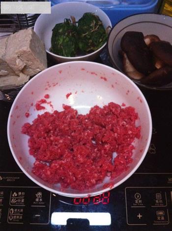 香煎荠菜饼怎么做，香煎荠菜饼怎么做好吃，香煎荠菜饼做法