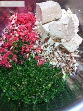 香煎荠菜饼怎么做，香煎荠菜饼怎么做好吃，香煎荠菜饼做法