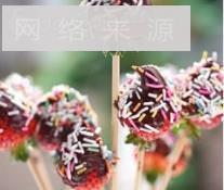 草莓巧克力怎么做，草莓巧克力怎么做好吃，草莓巧克力做法