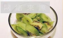 奇异果冷布丁怎么做，奇异果冷布丁怎么做好吃，奇异果冷布丁做法