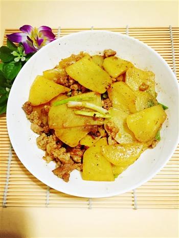 浓浓的家乡味-绝味沙茶土豆怎么做，浓浓的家乡味-绝味沙茶土豆怎么做好吃，浓浓的家乡味-绝味沙茶土豆做法