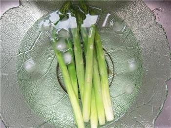莎莎酱佐芦笋土豆沙拉怎么做，莎莎酱佐芦笋土豆沙拉怎么做好吃，莎莎酱佐芦笋土豆沙拉做法