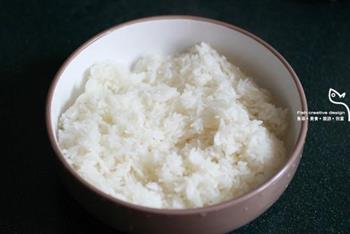 三文鱼韩式紫菜卷怎么做，三文鱼韩式紫菜卷怎么做好吃，三文鱼韩式紫菜卷做法