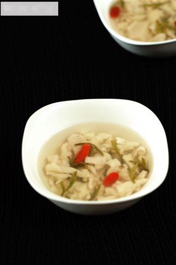 西湖龙井豆腐怎么做，西湖龙井豆腐怎么做好吃，西湖龙井豆腐做法