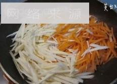 茭白炒胡萝卜怎么做，茭白炒胡萝卜怎么做好吃，茭白炒胡萝卜做法