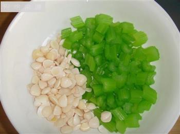 我爱清爽-杏仁芹菜怎么做，我爱清爽-杏仁芹菜怎么做好吃，我爱清爽-杏仁芹菜做法