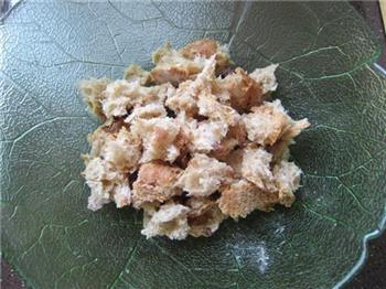 面包沙拉怎么做，面包沙拉怎么做好吃，面包沙拉做法