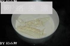 椰奶冻怎么做，椰奶冻怎么做好吃，椰奶冻做法