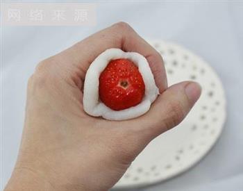 爱心草莓大福怎么做，爱心草莓大福怎么做好吃，爱心草莓大福做法