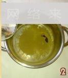 蜜桂花黄桃龟苓膏怎么做，蜜桂花黄桃龟苓膏怎么做好吃，蜜桂花黄桃龟苓膏做法