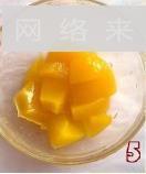 蜜桂花黄桃龟苓膏怎么做，蜜桂花黄桃龟苓膏怎么做好吃，蜜桂花黄桃龟苓膏做法