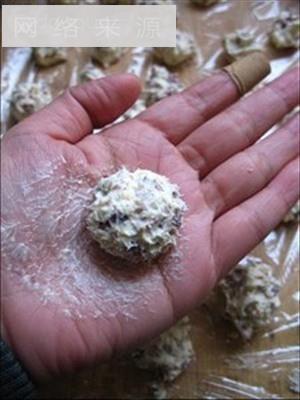 蔓越莓椰丝乳酪球怎么做，蔓越莓椰丝乳酪球怎么做好吃，蔓越莓椰丝乳酪球做法