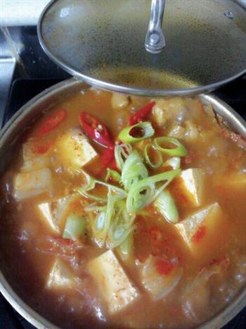 韩式泡菜汤怎么做，韩式泡菜汤怎么做好吃，韩式泡菜汤做法