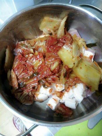 韩式泡菜汤怎么做，韩式泡菜汤怎么做好吃，韩式泡菜汤做法