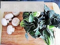 椒油口蘑小油菜怎么做，椒油口蘑小油菜怎么做好吃，椒油口蘑小油菜做法