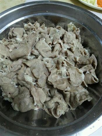 泡菜牛肉锅怎么做，泡菜牛肉锅怎么做好吃，泡菜牛肉锅做法