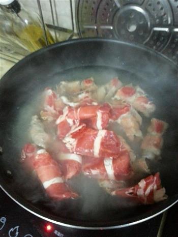 泡菜牛肉锅怎么做，泡菜牛肉锅怎么做好吃，泡菜牛肉锅做法