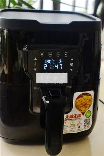 糖炒板栗怎么做，糖炒板栗怎么做好吃，糖炒板栗做法
