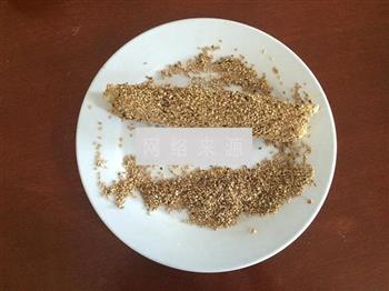 芝麻红薯卷怎么做，芝麻红薯卷怎么做好吃，芝麻红薯卷做法